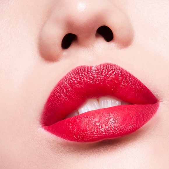 MAC Matte Lipstick Wild Card - Picture 13 of 16